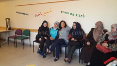  المربية لطيفة سطل تلقي عدة محاضرات لذوي الاطفال المرضى من غزة والضفة